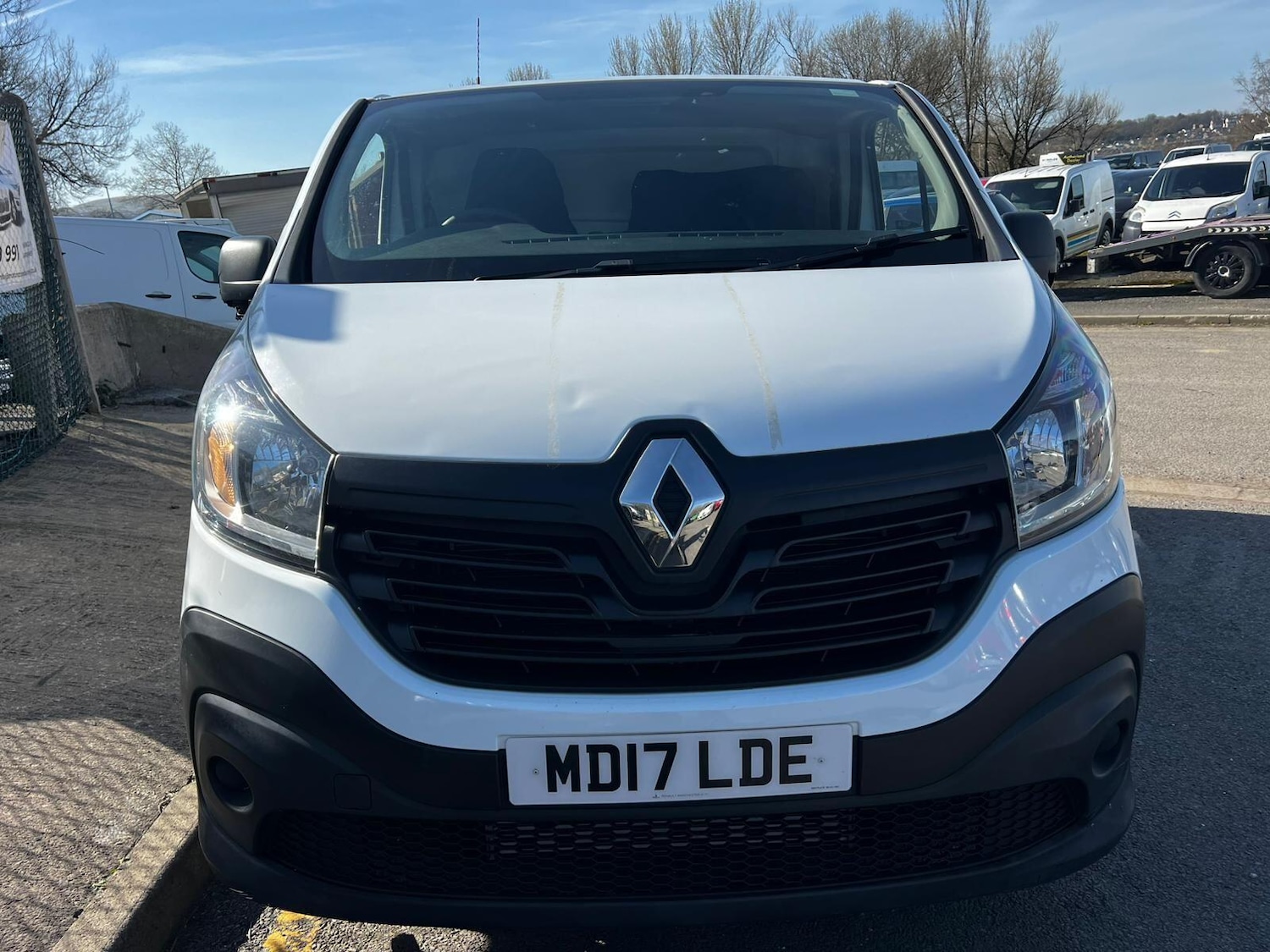 Used Renault Trafic 2017 for sale - 77982649: Photo 2