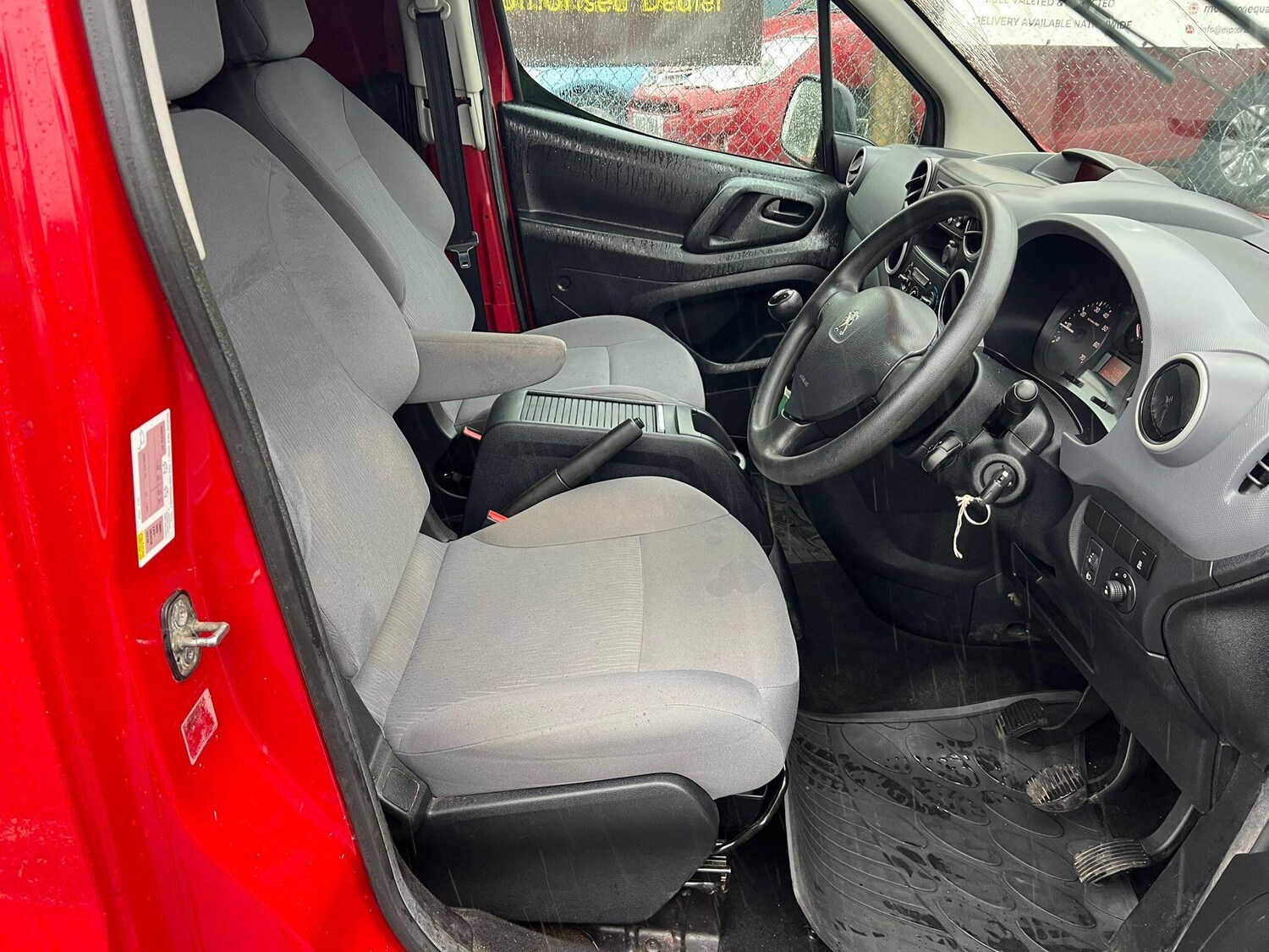 Used Peugeot Partner 2015 for sale - 76742586: Photo 13