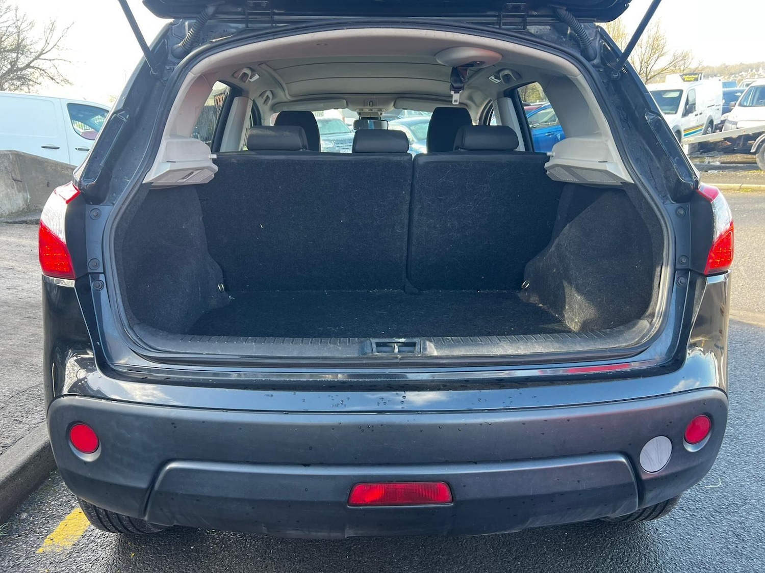 Used Nissan Qashqai 2010 for sale - 77892756: Photo 25