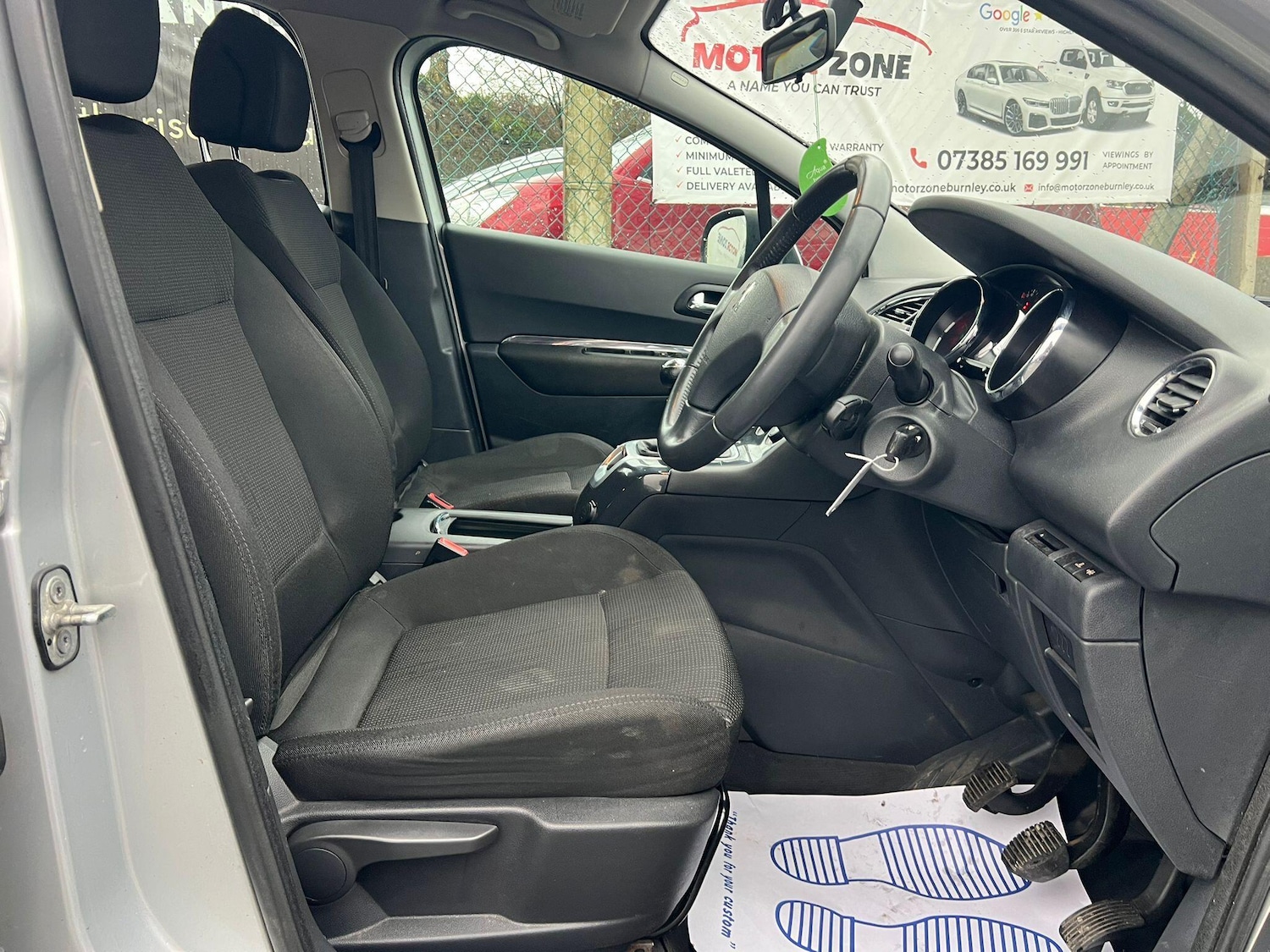 Used Peugeot 5008 2010 for sale - 77321053: Photo 11