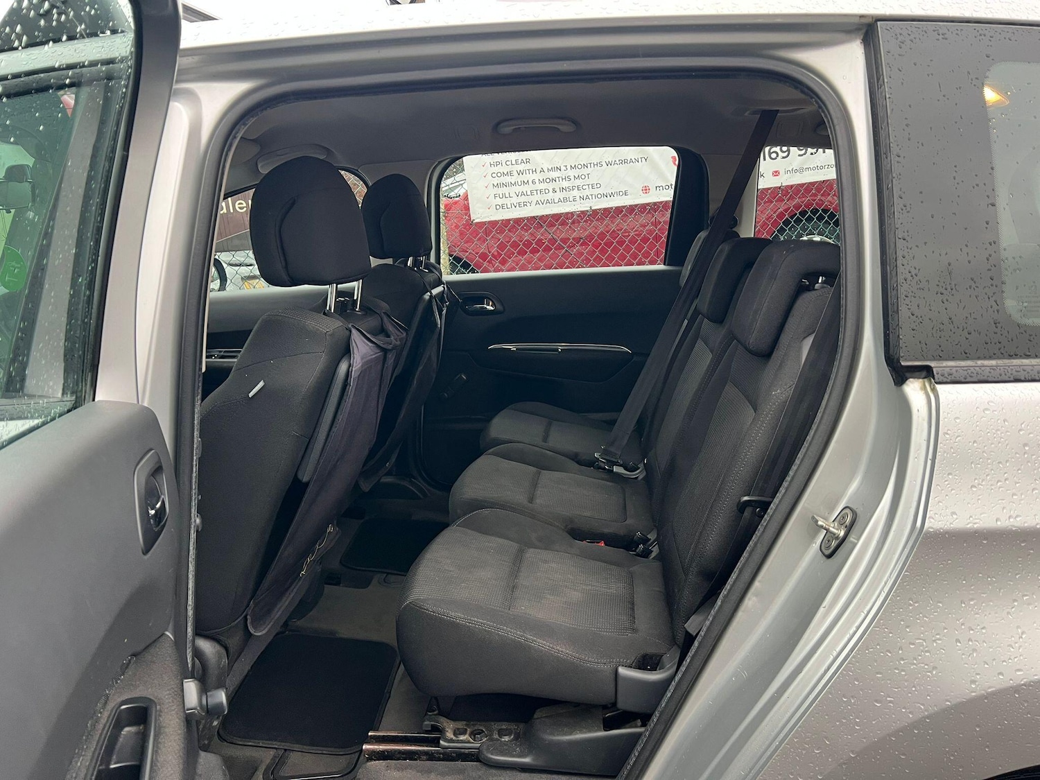 Used Peugeot 5008 2010 for sale - 77321053: Photo 13