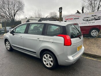 Used Peugeot 5008 2010 for sale - 77321053: Photo