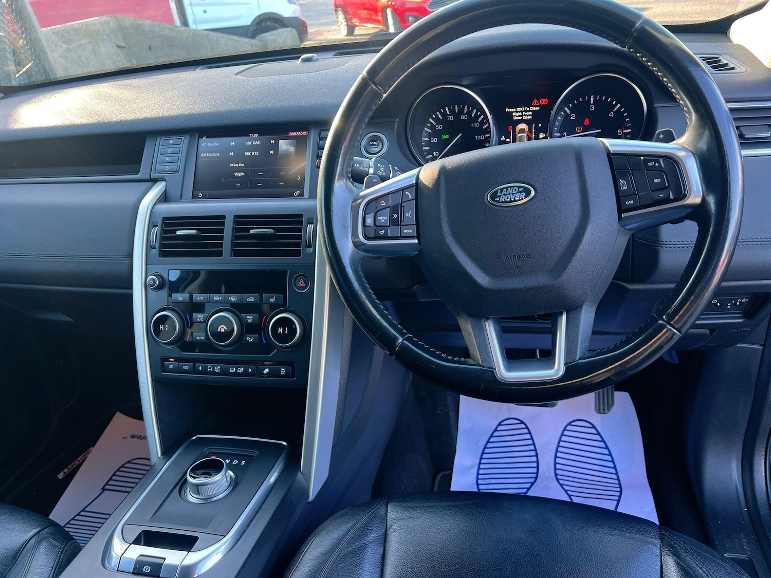 Used Land Rover Discovery Sport 2016 for sale - 76823792: Photo 12