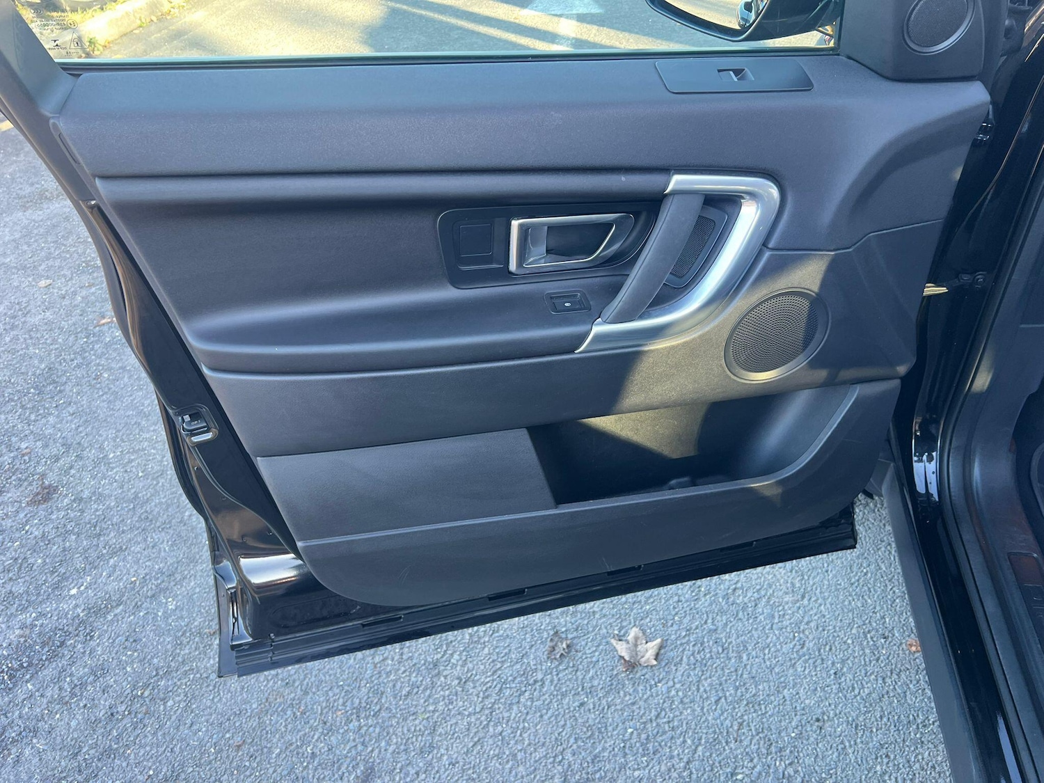 Used Land Rover Discovery Sport 2016 for sale - 76823792: Photo 20