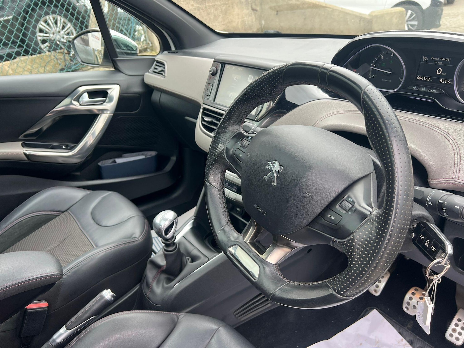 Used Peugeot 208 for sale - 77852993: Photo 14