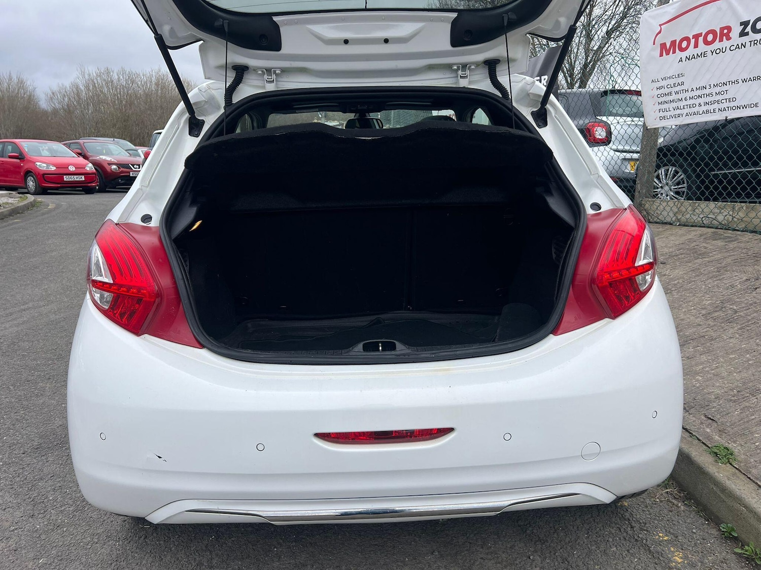 Used Peugeot 208 for sale - 77852993: Photo 24