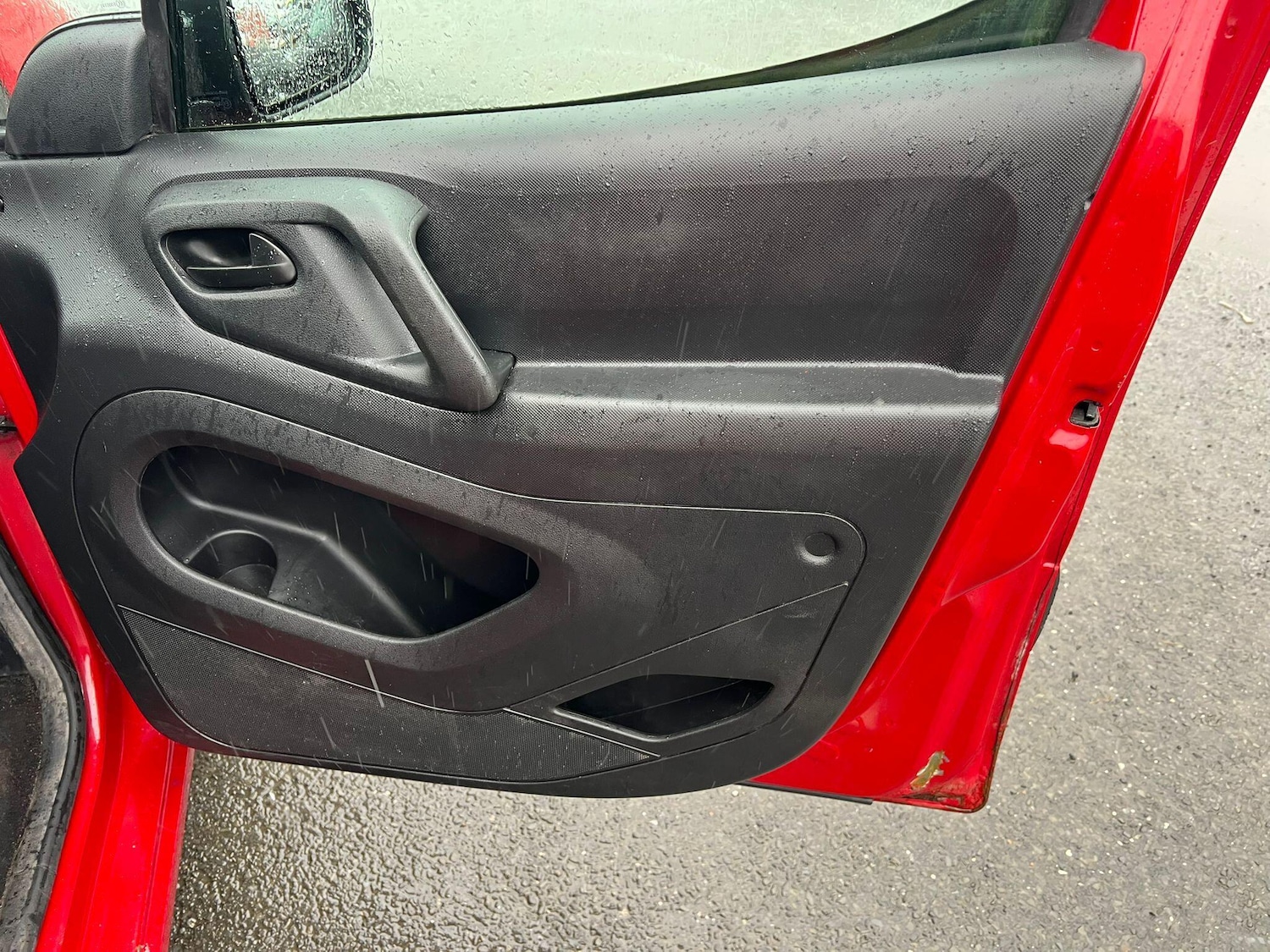 Used Peugeot Partner 2015 for sale - 76823945: Photo 24