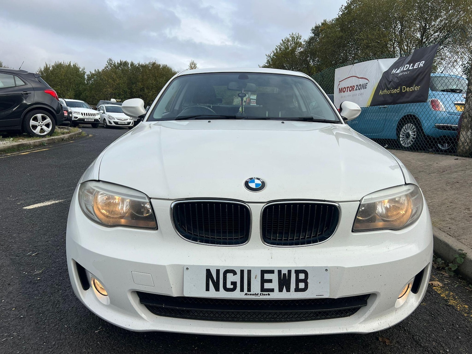Used BMW 1 Series 2011 for sale - 76936270: Photo 2