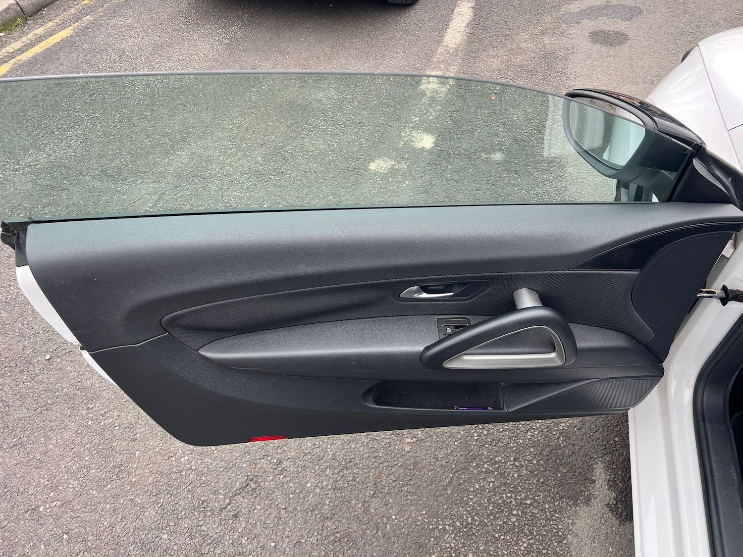 Used Volkswagen Scirocco 2009 for sale - 77537674: Photo 19