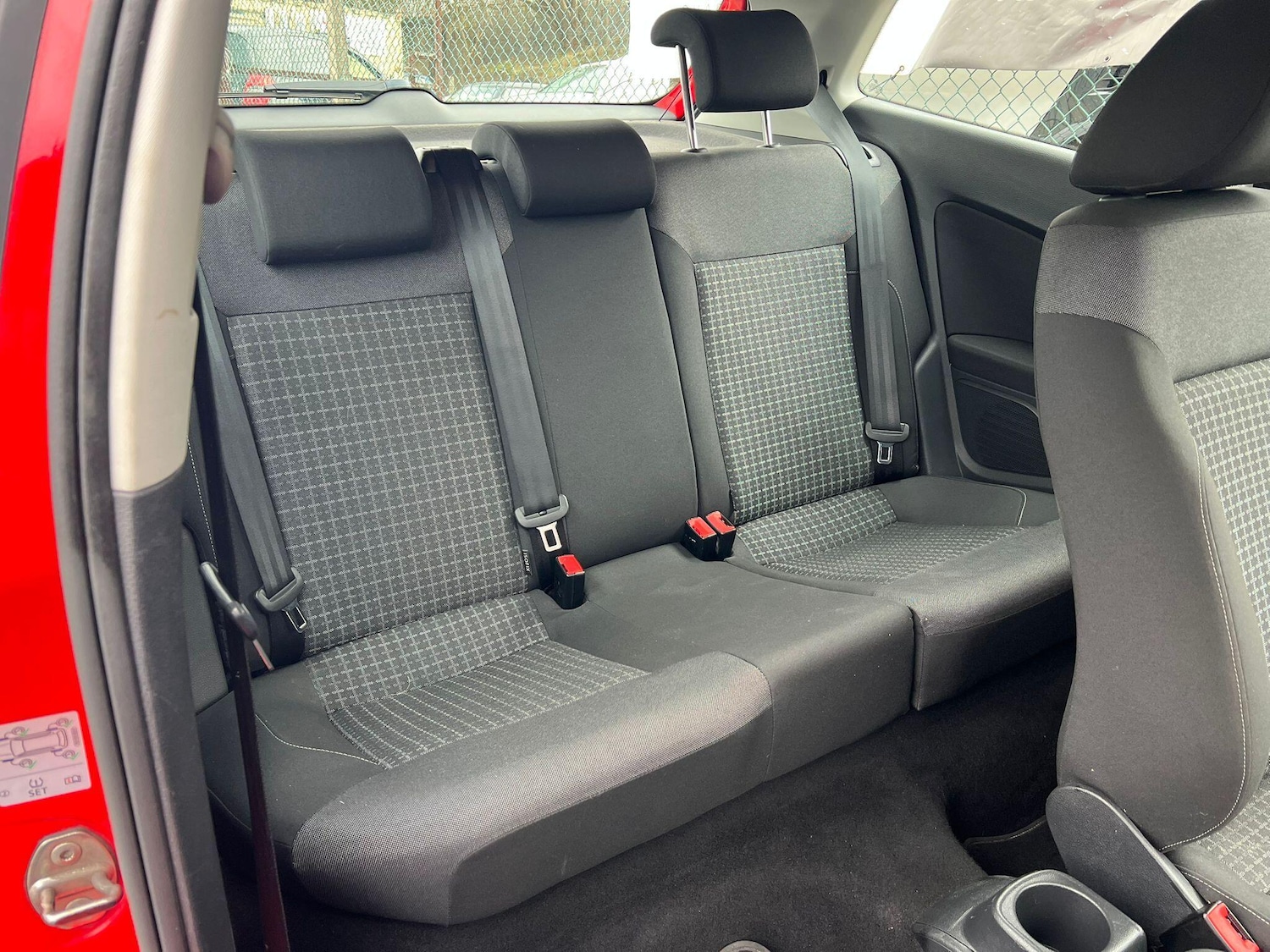 Used Volkswagen Polo 2015 for sale - 77883144: Photo 16