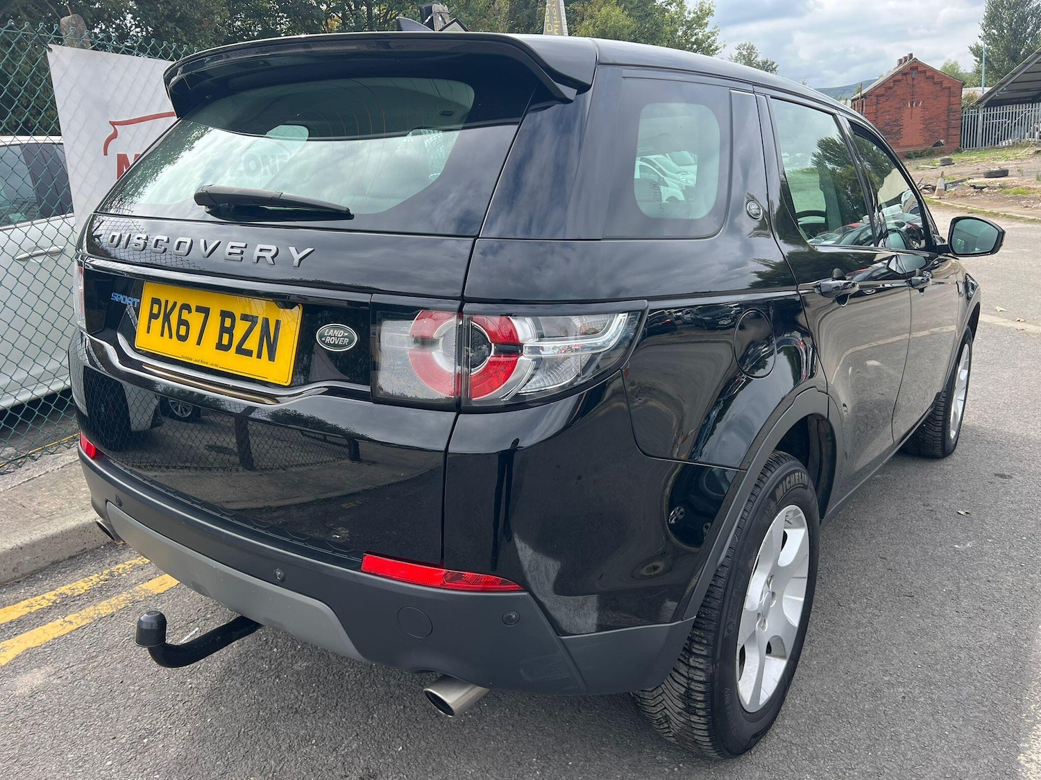 Used Land Rover Discovery Sport 2017 for sale - 76743196: Photo 11