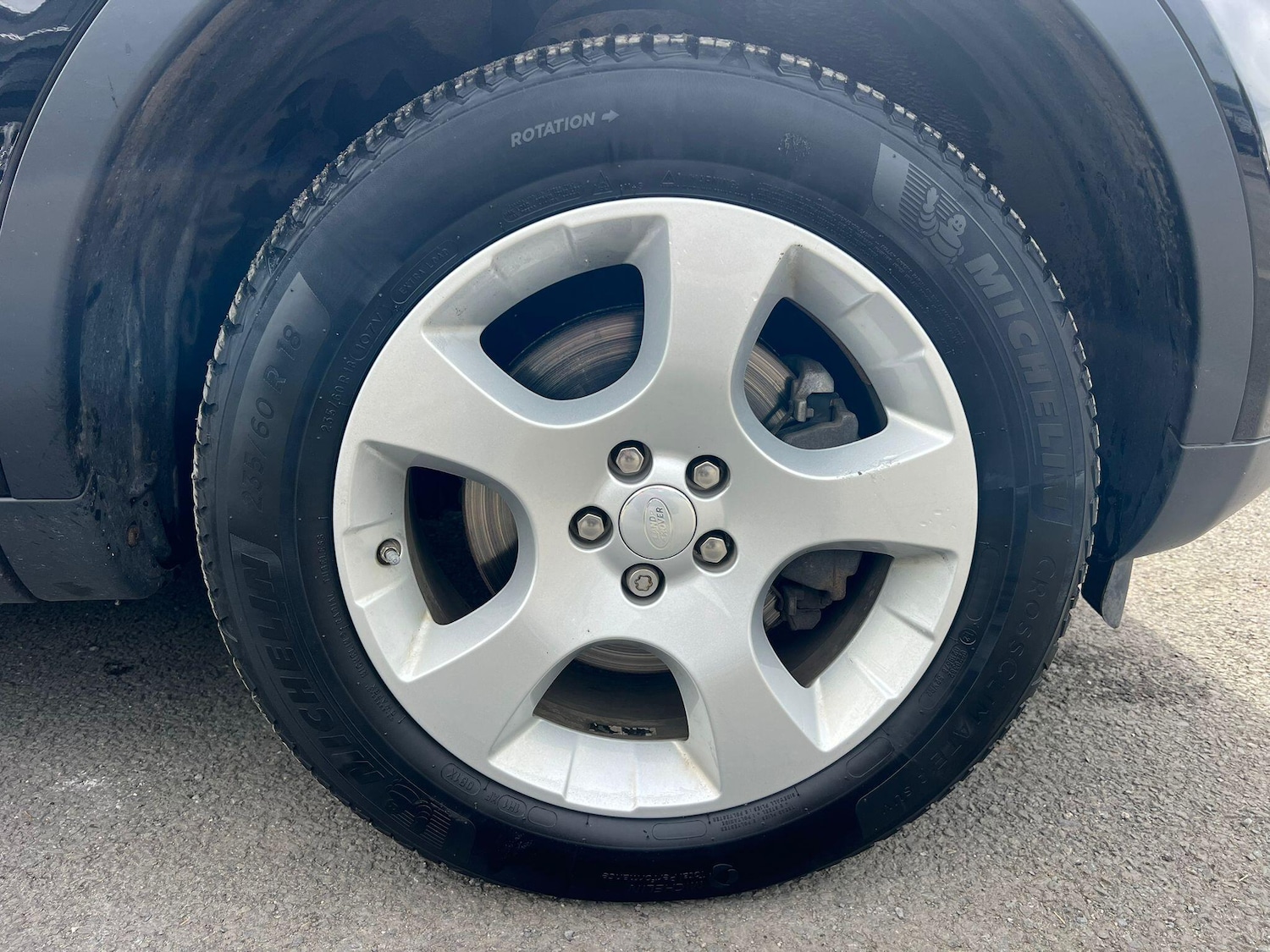 Used Land Rover Discovery Sport 2017 for sale - 76743196: Photo 25