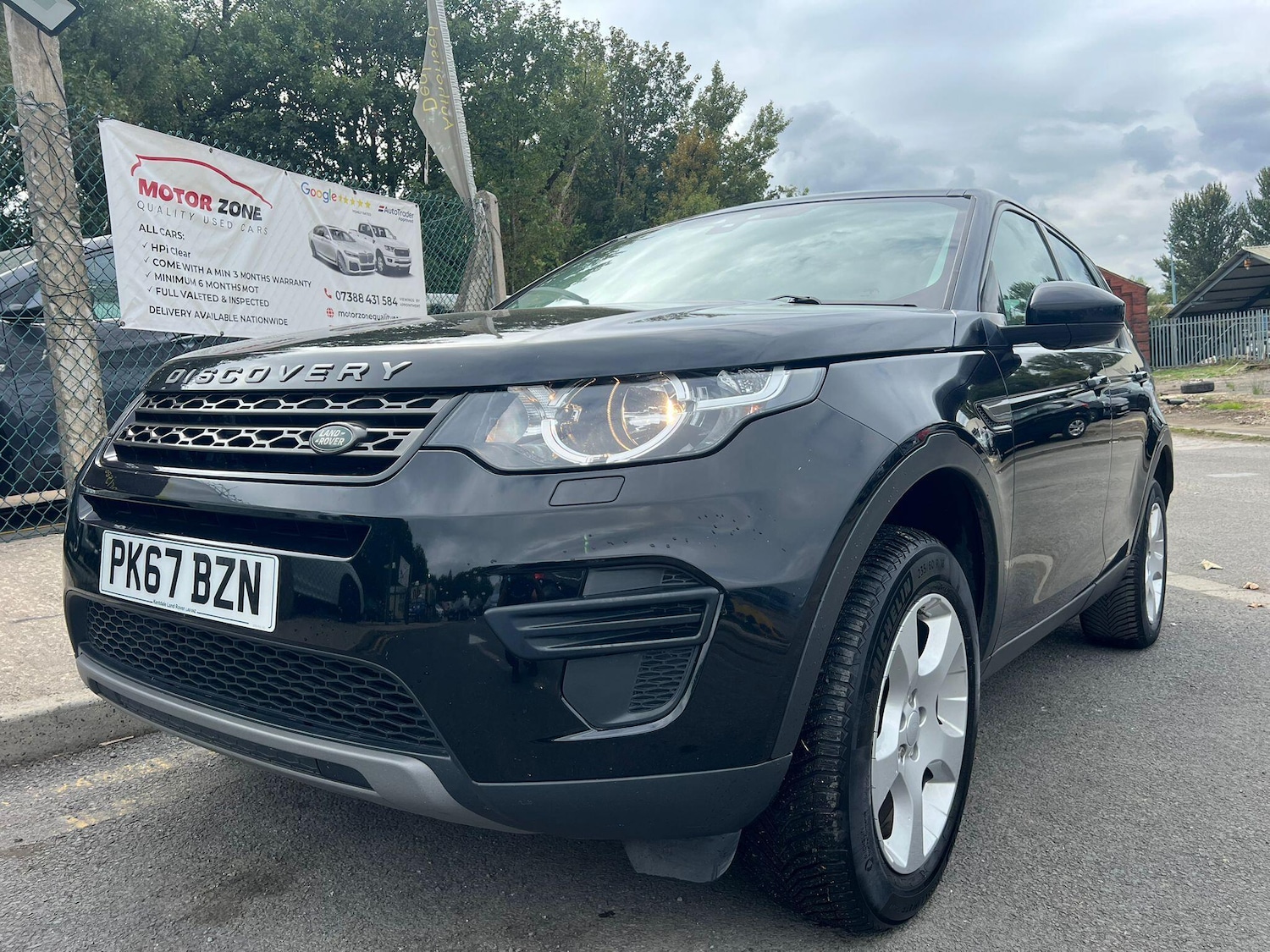Used Land Rover Discovery Sport 2017 for sale - 76743196: Photo 6