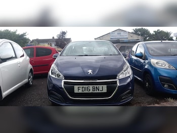 Used Peugeot 208 2016 for sale - 78854742: Photo