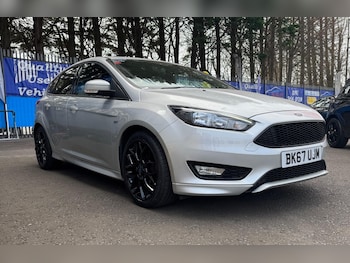 Used Ford Focus 2017 for sale - 75634403: Photo