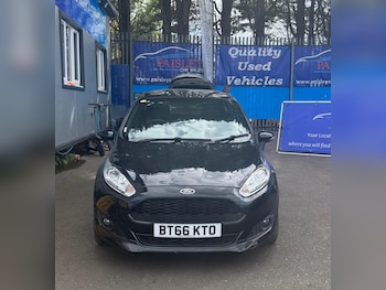 Used Ford Fiesta 2016 for sale - 75647238: Photo