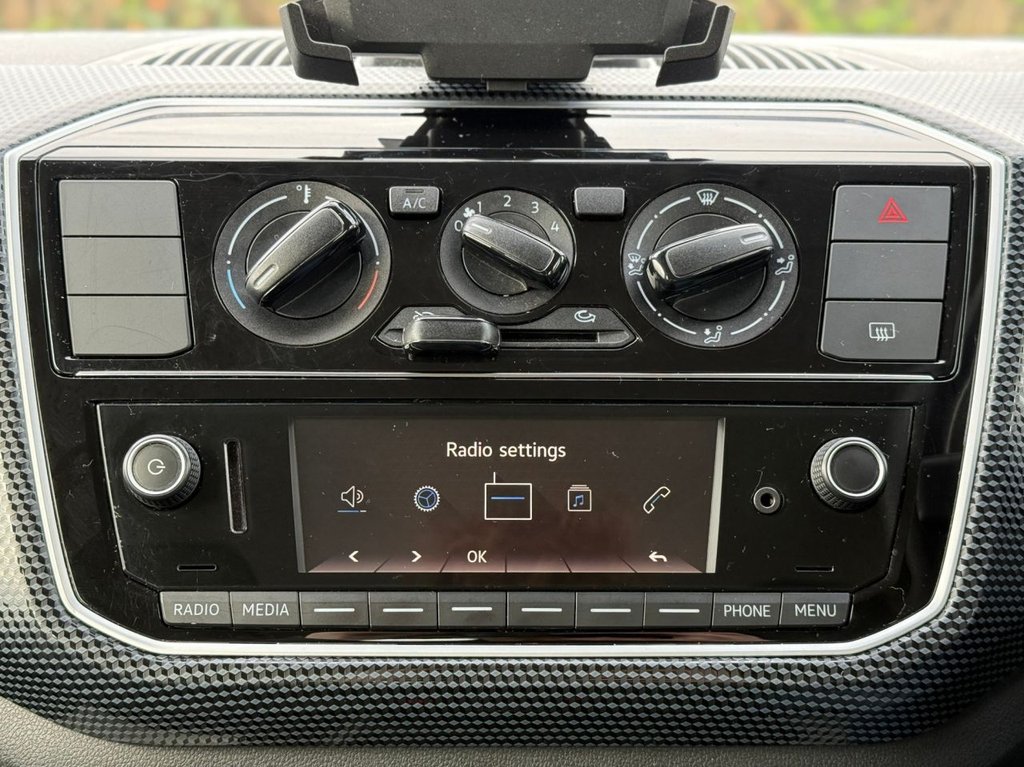 Used Volkswagen up! 2016 for sale - 77835272: Photo 16