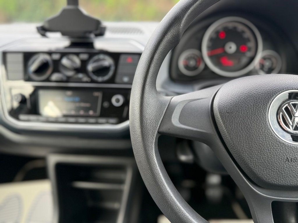 Used Volkswagen up! 2016 for sale - 77835272: Photo 23