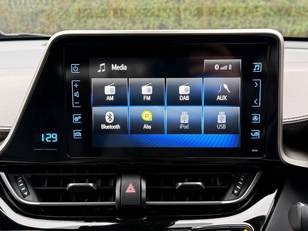 Used Toyota C-HR 2018 for sale - 77498634: Photo 18