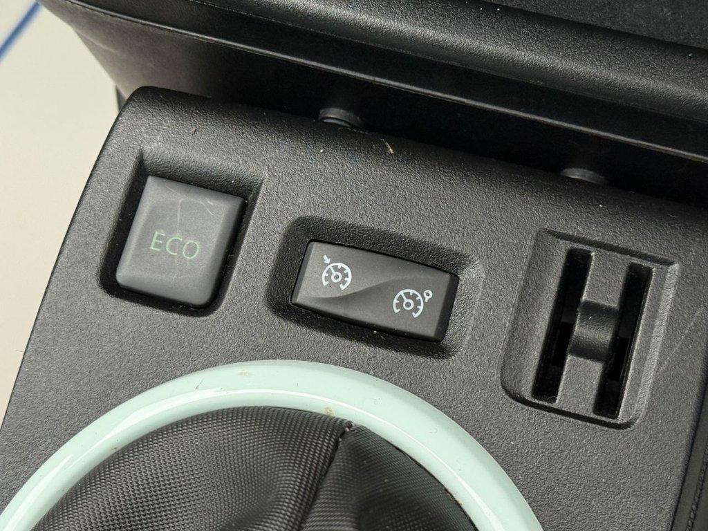 Used Renault Twingo 2018 for sale - 77407657: Photo 31