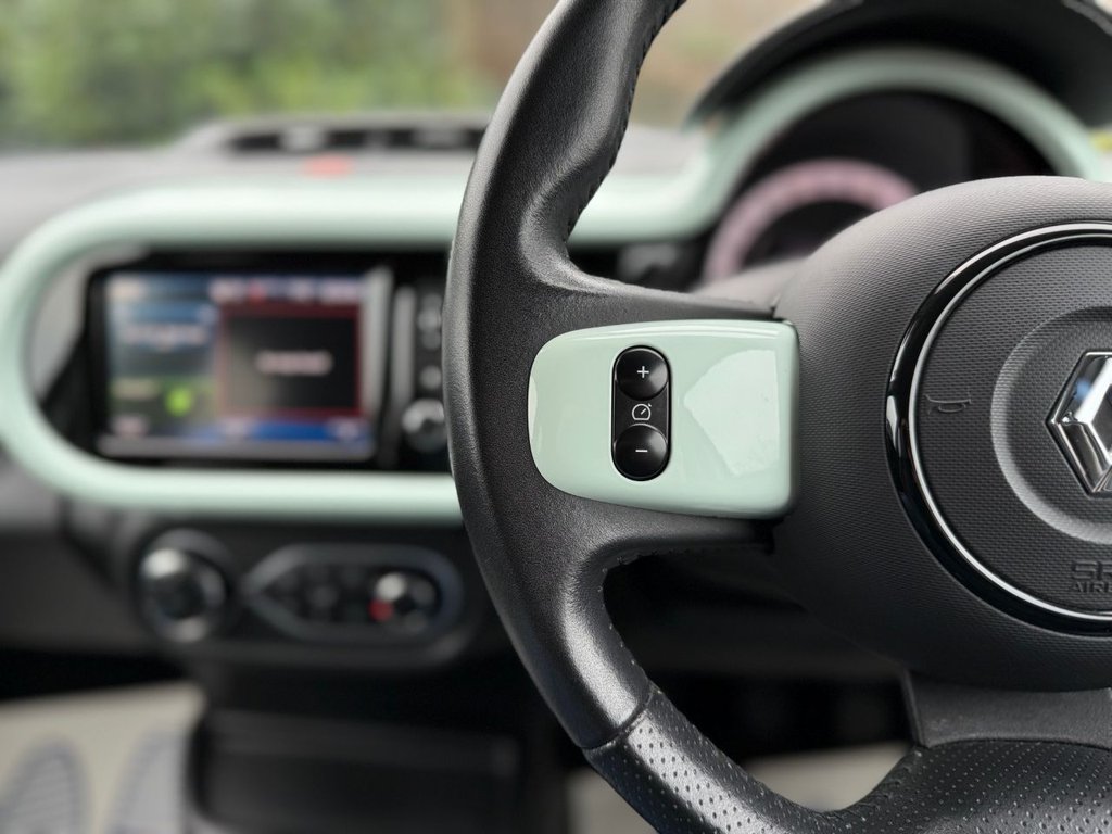 Used Renault Twingo 2018 for sale - 77407657: Photo 35