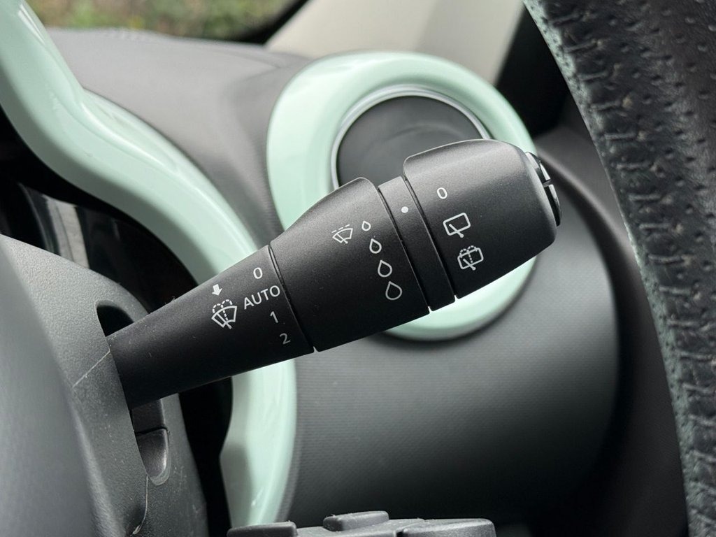 Used Renault Twingo 2018 for sale - 77407657: Photo 38