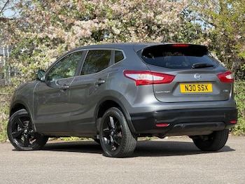 Used Nissan Qashqai 2015 for sale - 78241006: Photo