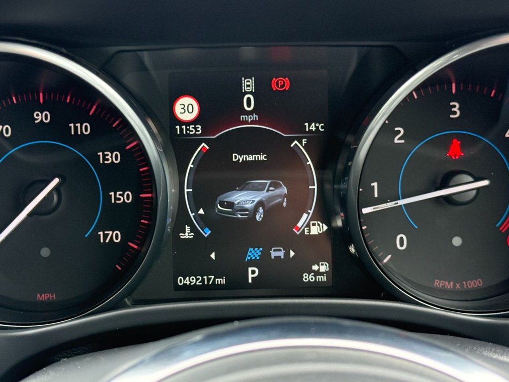 Used Jaguar F-Pace 2017 for sale - 76546898: Photo 24