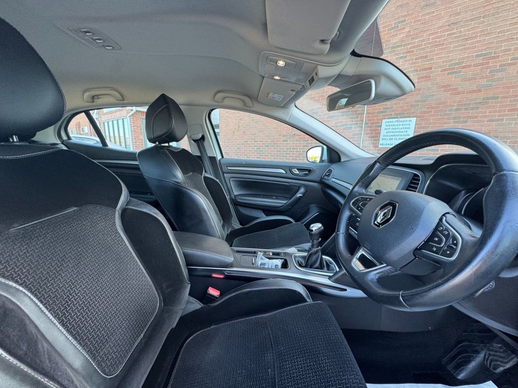 Used Renault Megane 2016 for sale - 77748221: Photo 11