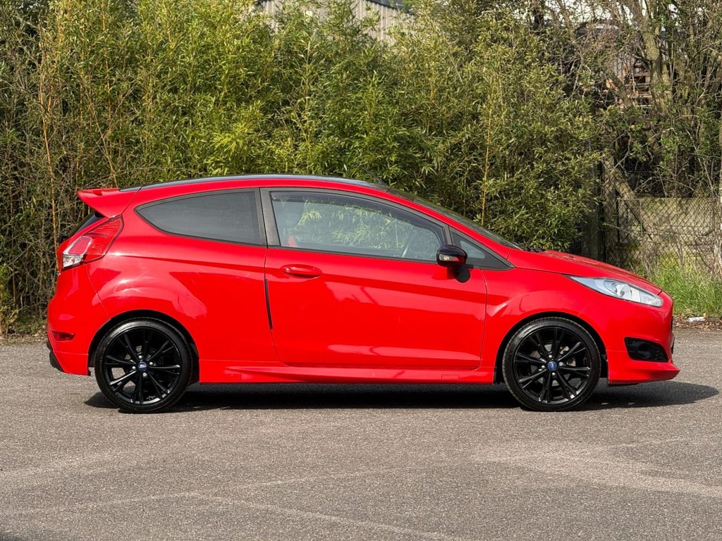 Used Ford Fiesta 2015 for sale - 78056406: Photo 3