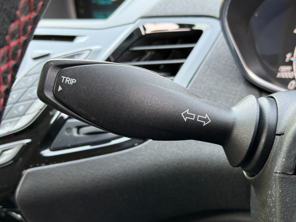 Used Ford Fiesta 2015 for sale - 78056406: Photo 30