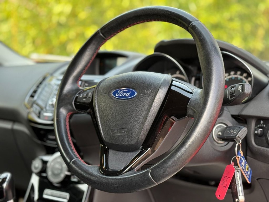 Used Ford Fiesta 2015 for sale - 78056406: Photo 9