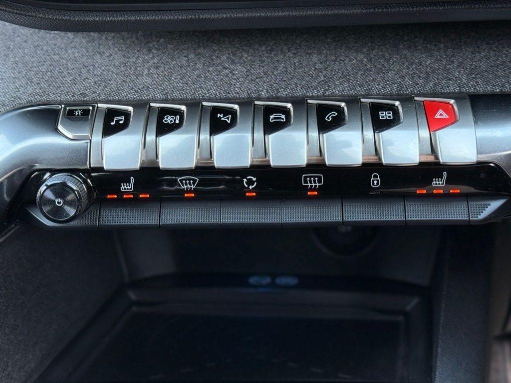 Used Peugeot 3008 2017 for sale - 78181034: Photo 29