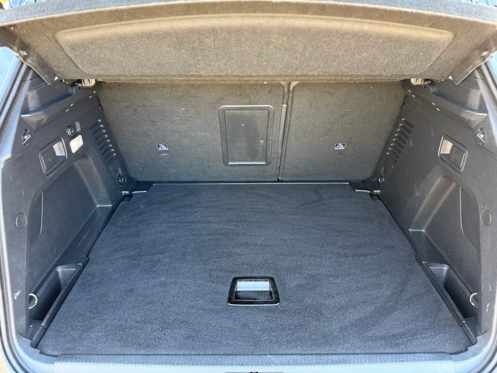 Used Peugeot 3008 2017 for sale - 78181034: Photo 43