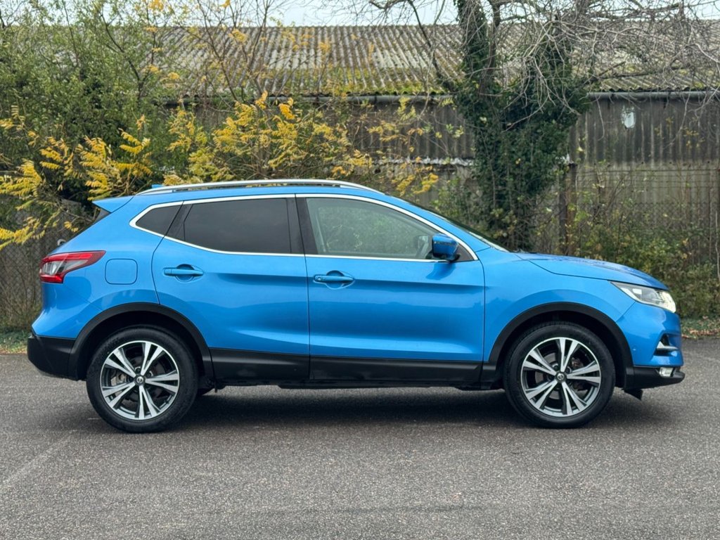 Used Nissan Qashqai 2018 for sale - 77436505: Photo 3