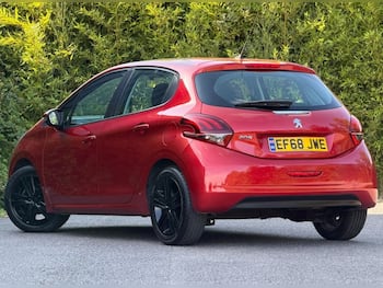 Used Peugeot 208 2019 for sale - 79481898: Photo