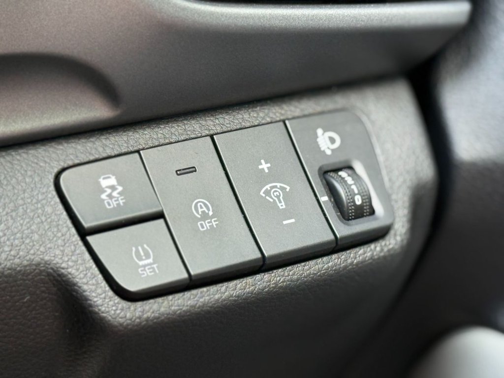 Used Kia Stonic 2022 for sale - 77065184: Photo 35