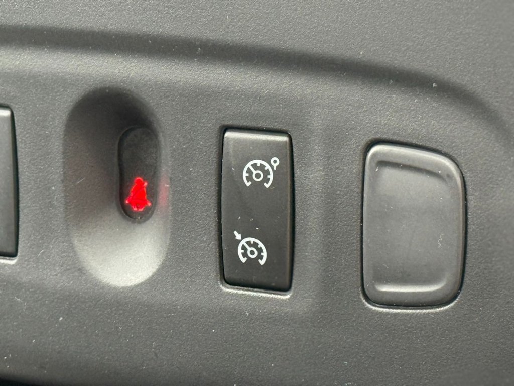 Used Dacia Sandero Stepway 2020 for sale - 76604516: Photo 28