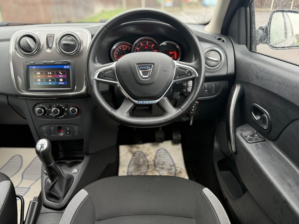 Used Dacia Sandero Stepway 2020 for sale - 76604516: Photo 32
