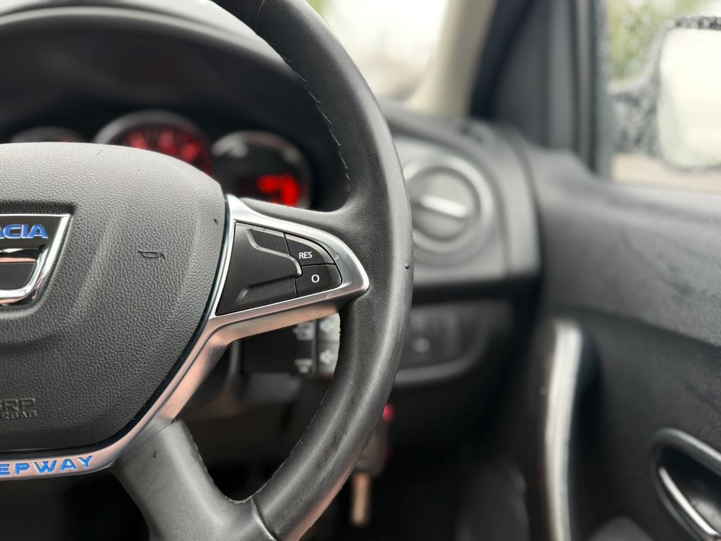 Used Dacia Sandero Stepway 2020 for sale - 76604516: Photo 35