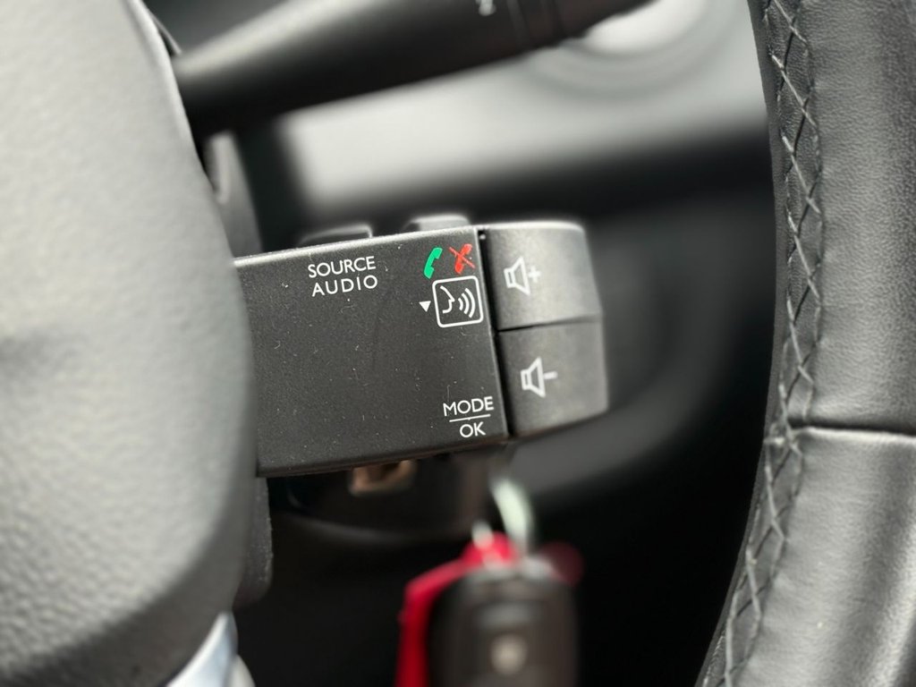 Used Dacia Sandero Stepway 2020 for sale - 76604516: Photo 38