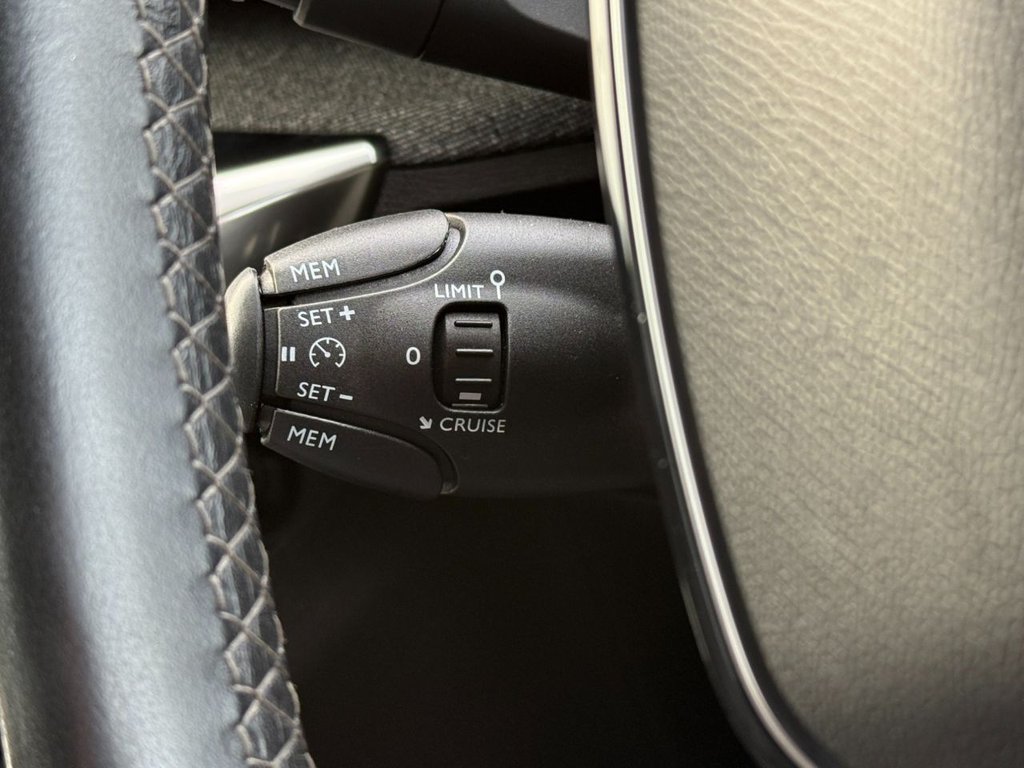 Used Peugeot 5008 2020 for sale - 76604620: Photo 35
