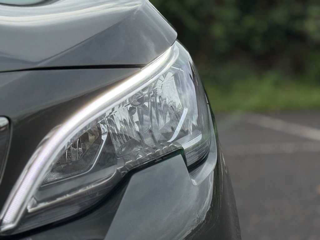 Used Peugeot 5008 2020 for sale - 76604620: Photo 49