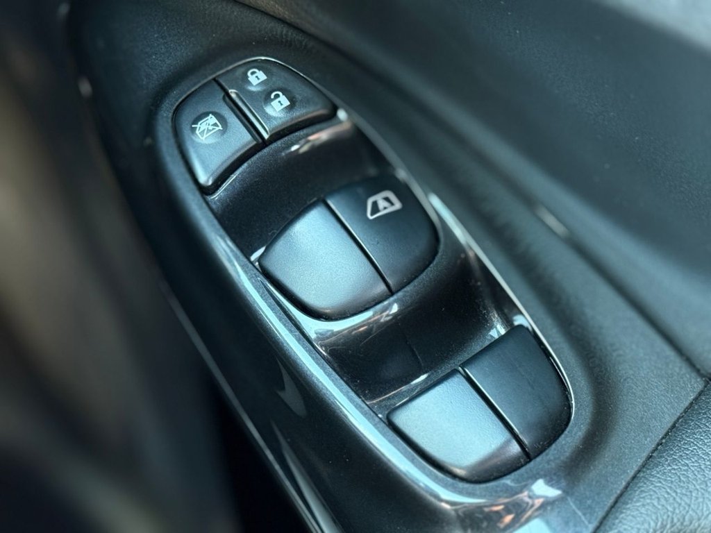 Used Nissan Juke 2018 for sale - 77407943: Photo 36