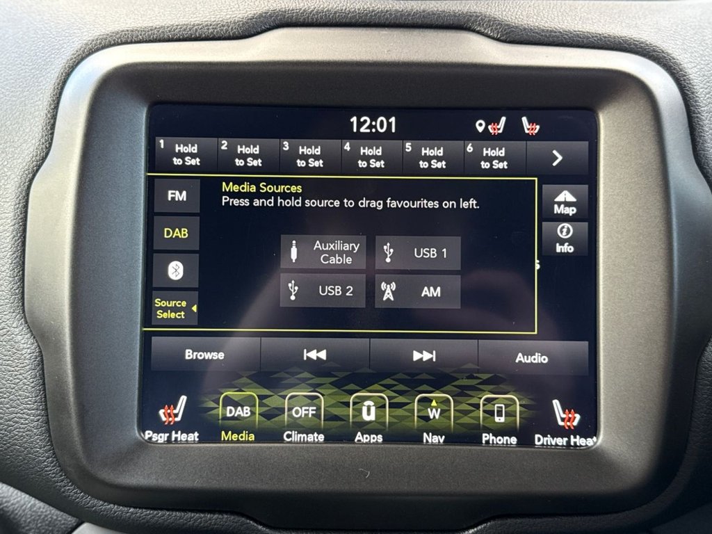 Used Jeep Renegade 2020 for sale - 77407830: Photo 30