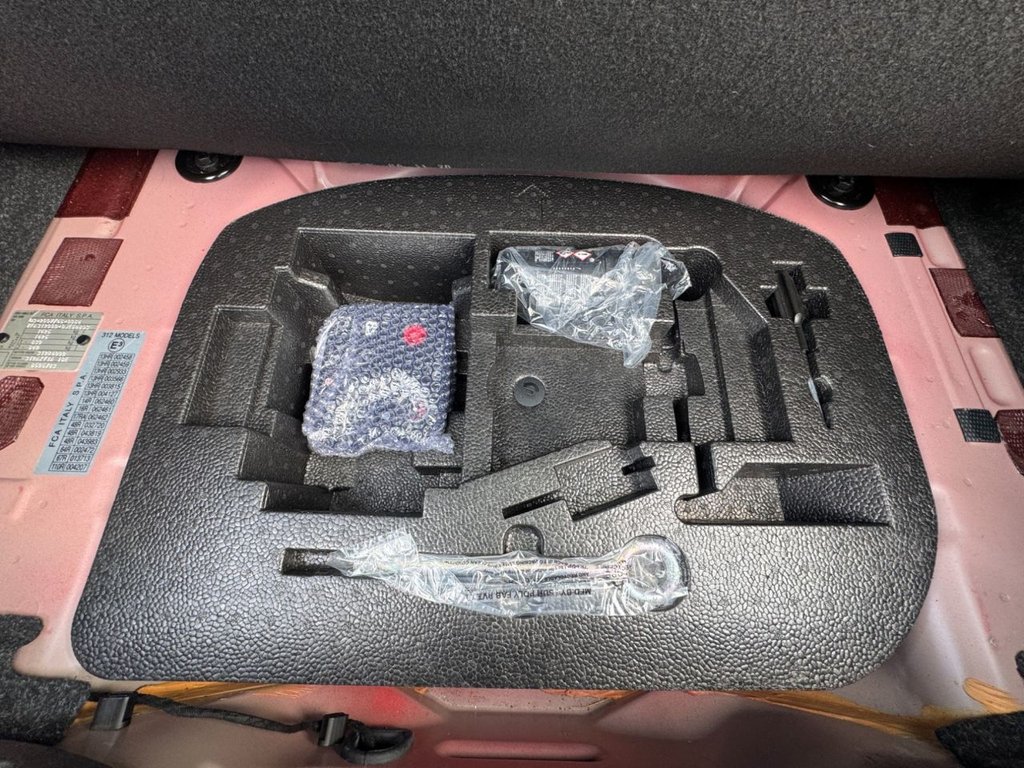 Used Abarth 595 2021 for sale - 77920022: Photo 32