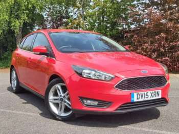 2015 (15) - 1.0T EcoBoost Zetec Hatchback 5dr Petrol Manual Euro 6 (s/s) (100 ps)