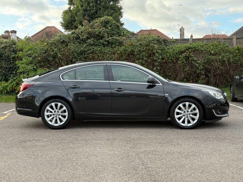 Used Vauxhall Insignia 2016 for sale - 76386026: Photo 3