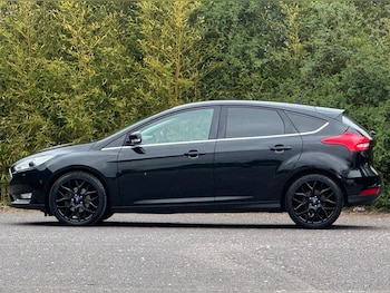 Used Ford Focus 2017 for sale - 78474731: Photo