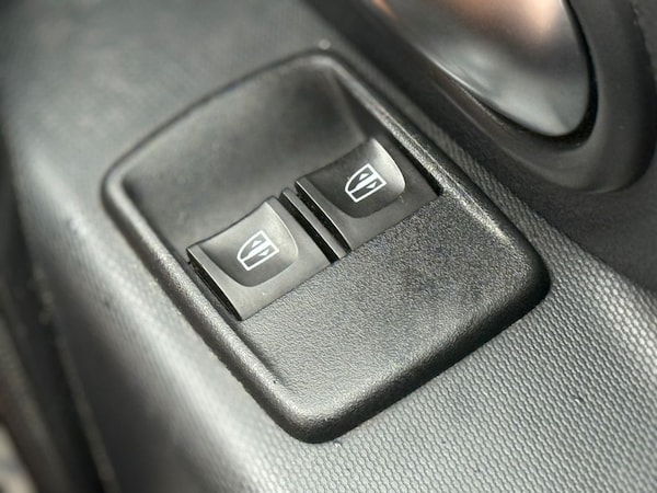Used Dacia Sandero Stepway 2018 for sale - 75716014: Photo 46